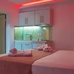 House Blerina - Chalkidiki 住宿加早餐酒店 3*